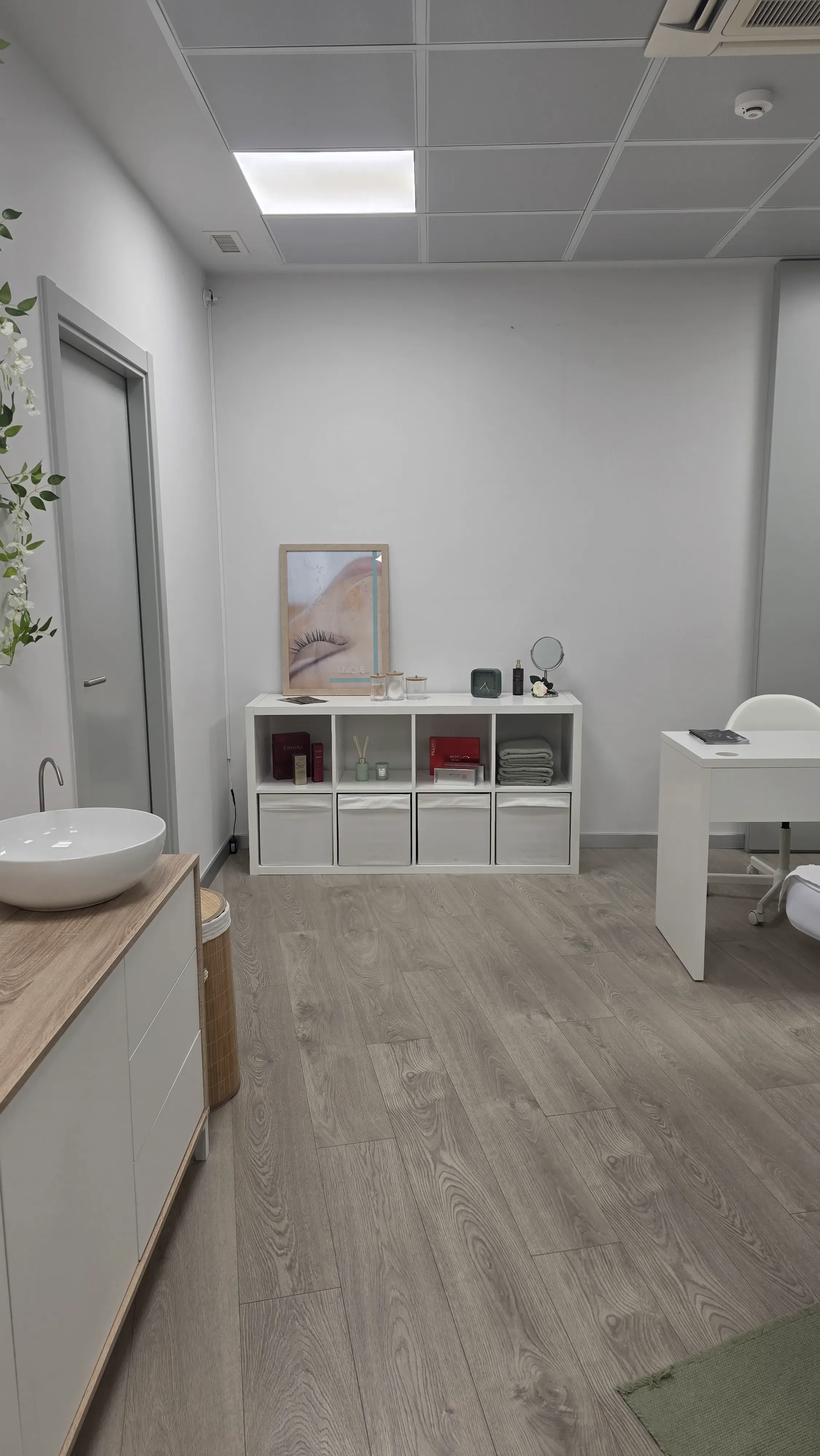montijo treatment room interior